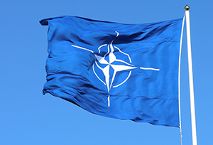 NATO-flagga